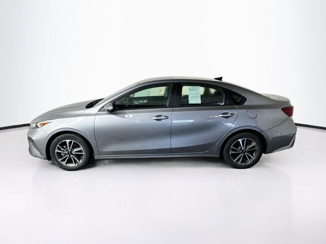 Certified 2023 Kia Forte LXS w/ LXS Technology Package FWD image 8