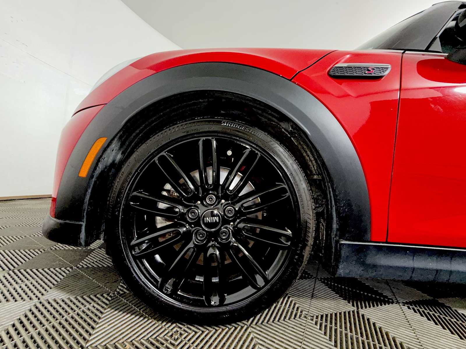 Used 2024 MINI Cooper S FWD image 8