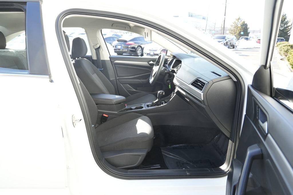 Used 2021 Volkswagen Jetta S w/ Driver Assistance Package FWD image 32