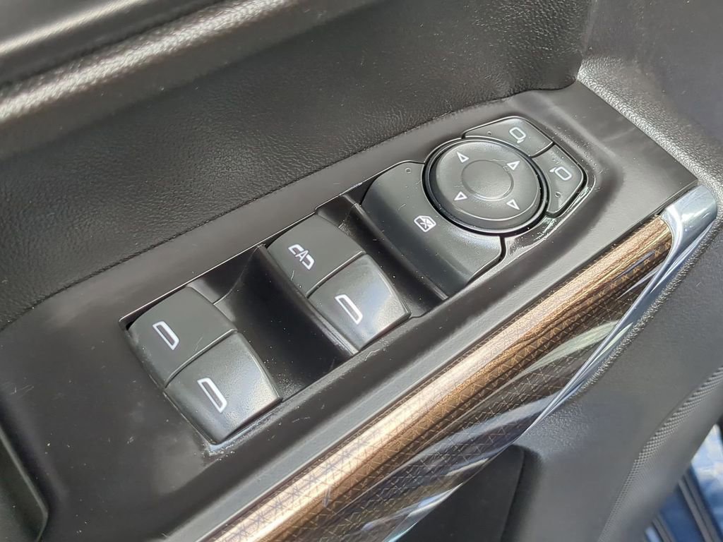 Used 2020 Chevrolet Silverado 1500 LT w/ All-Star Edition image 25