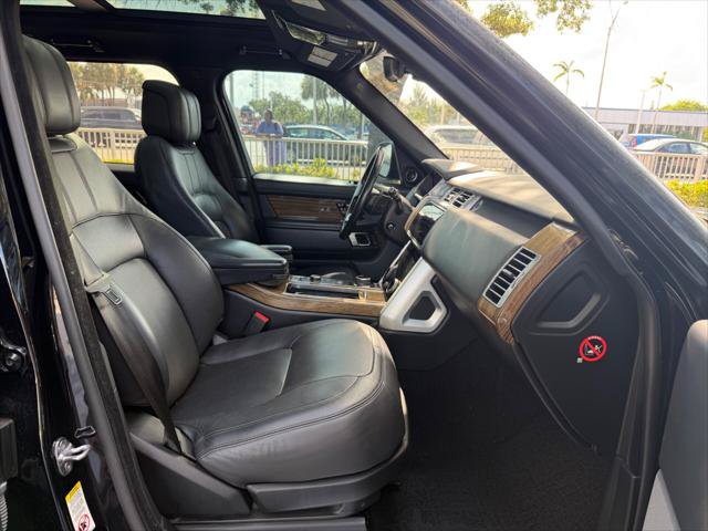 Used 2019 Land Rover Range Rover HSE AWD/4WD image 13