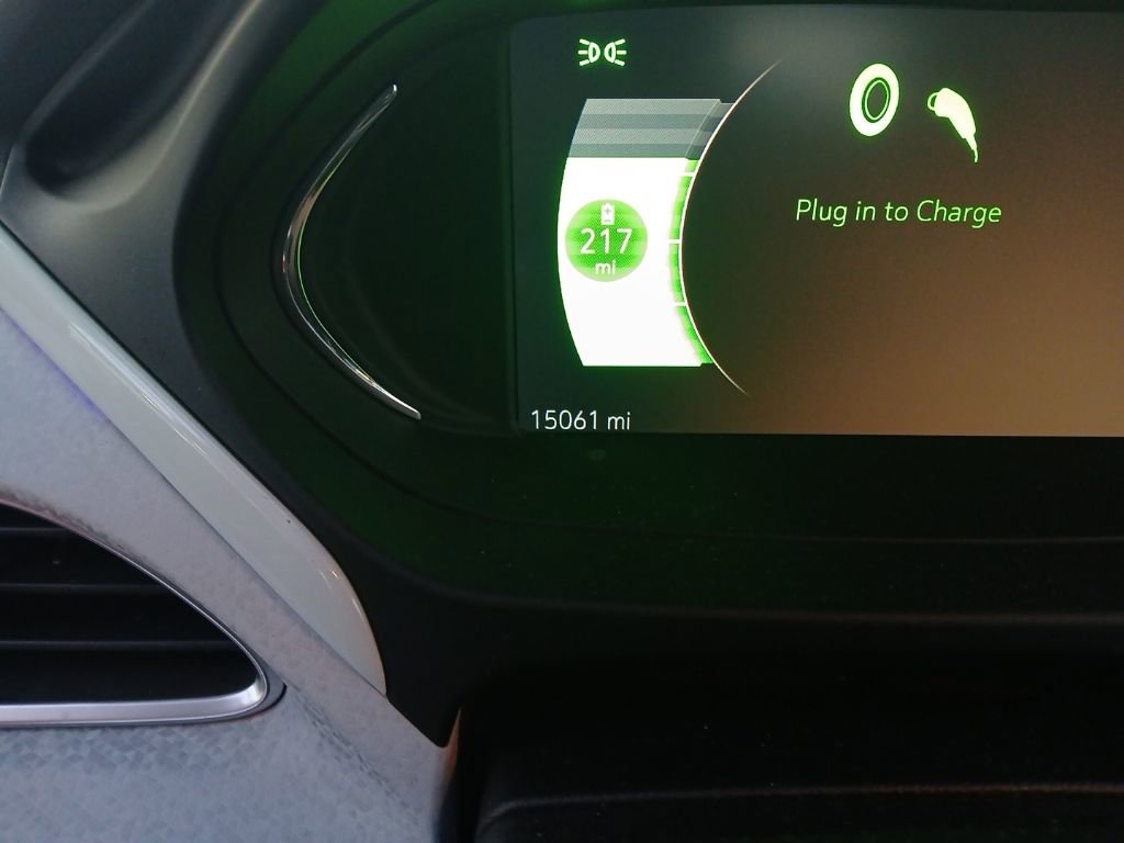 Used 2021 Chevrolet Bolt Premier w/ Infotainment Package image 14