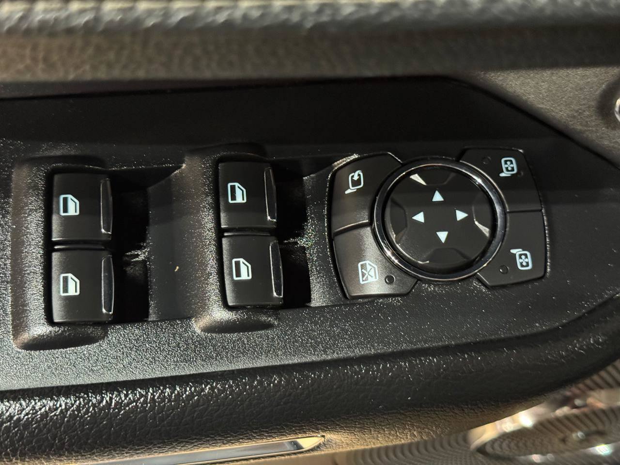Used 2018 Ford Expedition Max Limited w/ Equipment Group 301A RWD image 19