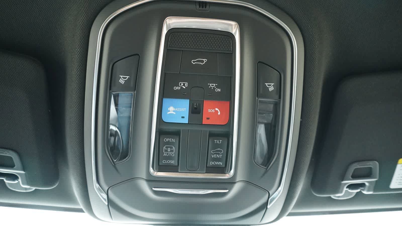 Used 2025 Jeep Grand Cherokee L Laredo w/ Luxury Tech Group I AWD/4WD image 31