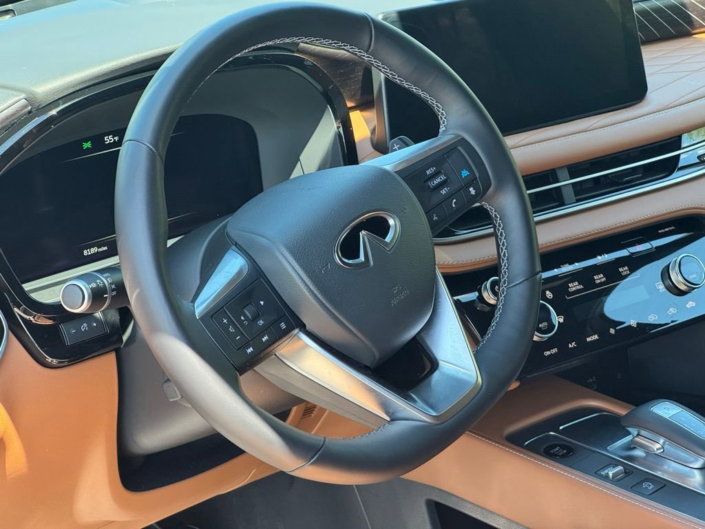 Certified 2025 INFINITI QX50 Luxe w/ Accent Package AWD/4WD image 12