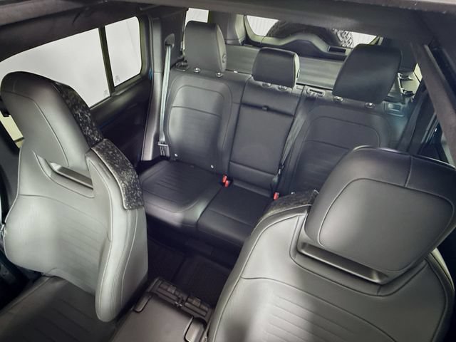 New 2026 Land Rover Defender 110 OCTA AWD/4WD image 14