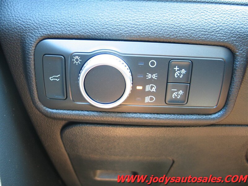 Used 2020 Ford Explorer 4WD w/ Class III Trailer Tow Package image 7