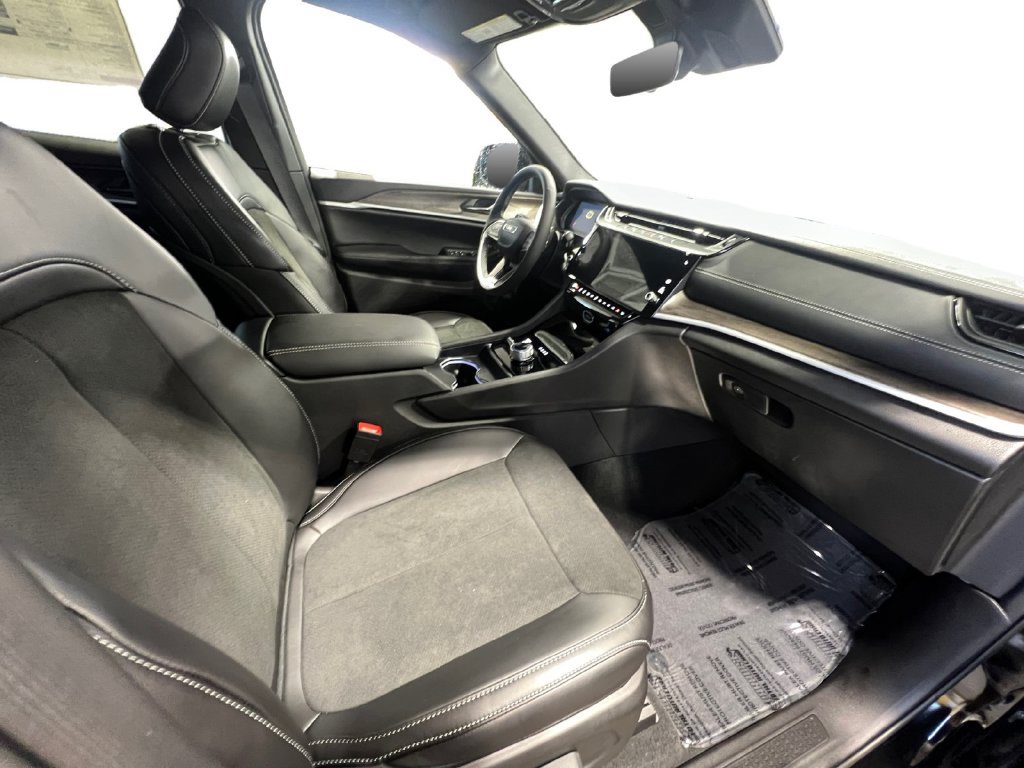 New 2027 Jeep Grand Cherokee L 4WD image 24