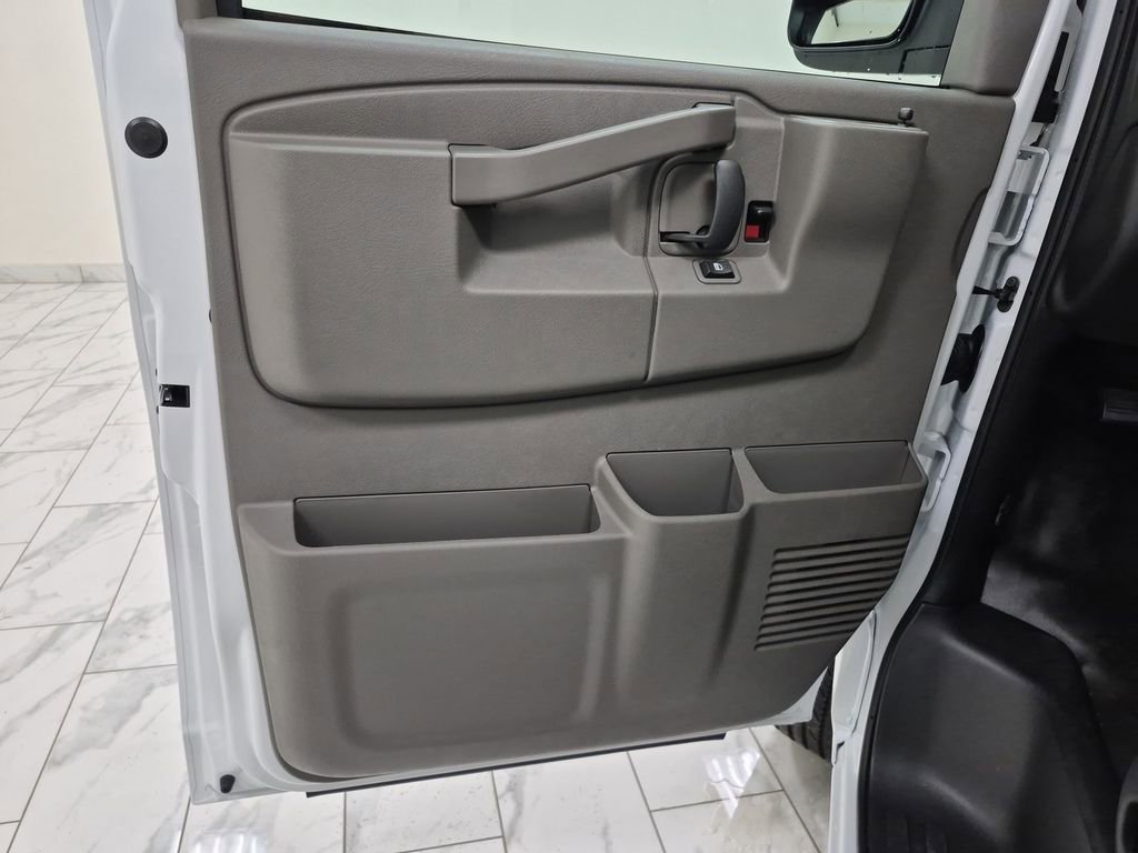 New 2025 Chevrolet Express 2500 w/ Driver Convenience Package image 23