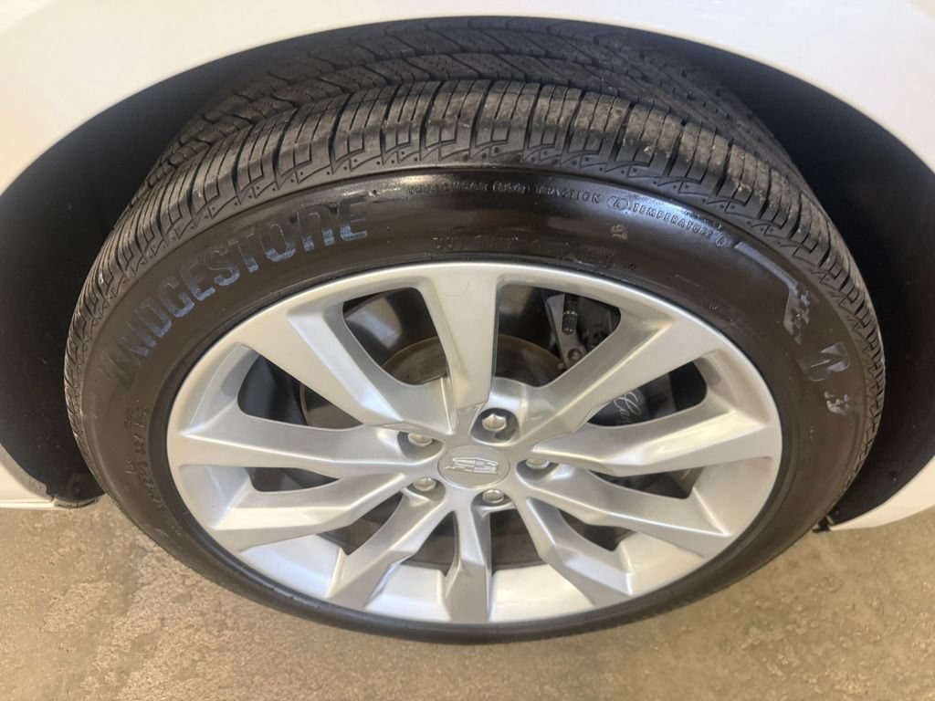 Used 2016 Cadillac XTS Luxury w/ Driver Awareness Package AWD/4WD image 13