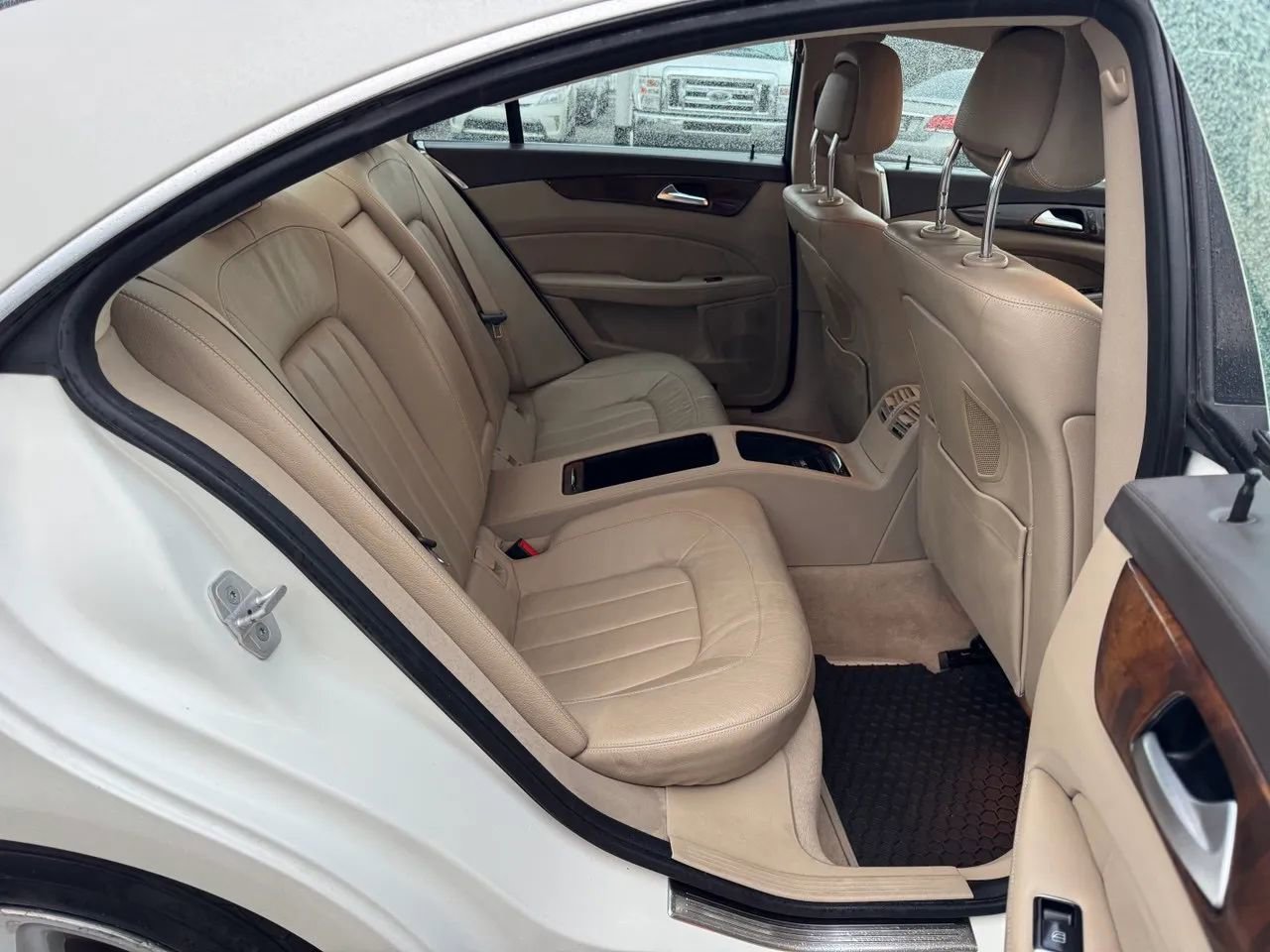 Used 2012 Mercedes-Benz CLS 550 image 18
