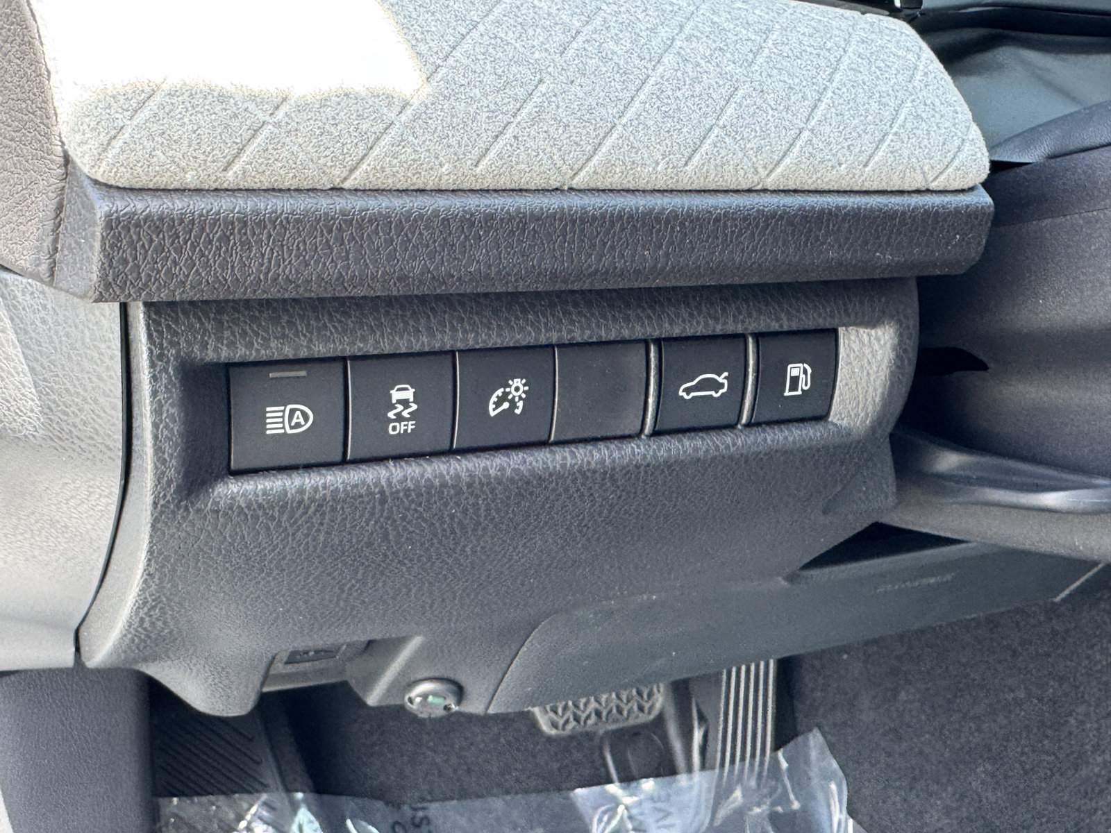 New 2026 Toyota Camry XLE FWD image 17
