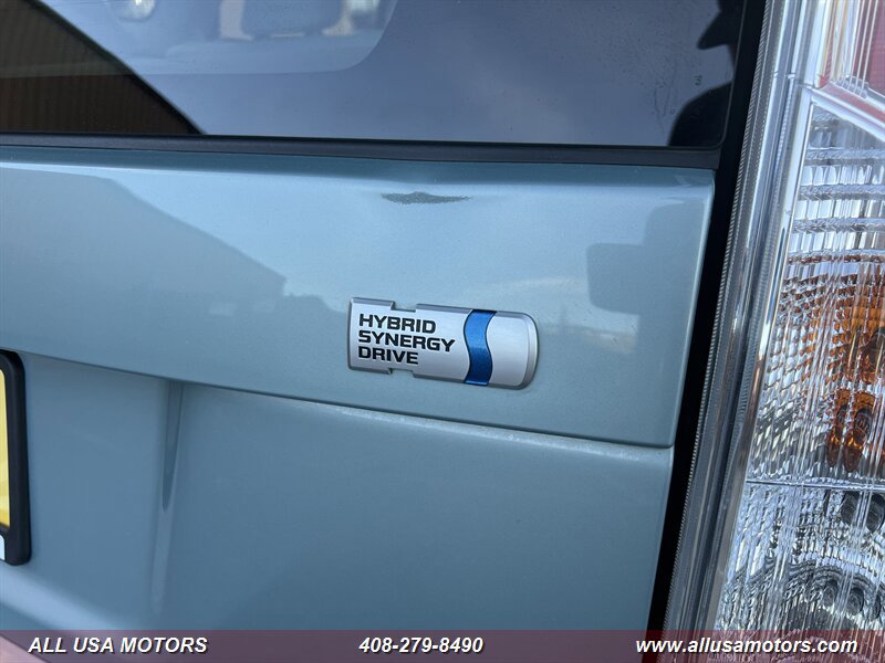 Used 2013 Toyota Prius Three FWD image 10