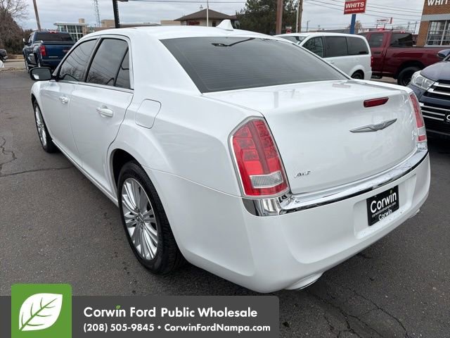 Used 2013 Chrysler 300 AWD w/ Driver Convenience Group image 8