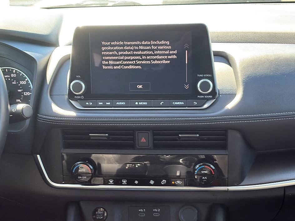 Certified 2025 Nissan Rogue SV AWD/4WD image 32