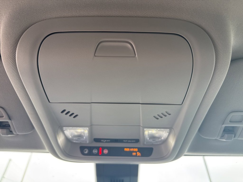 Used 2024 Chevrolet Equinox LT image 18