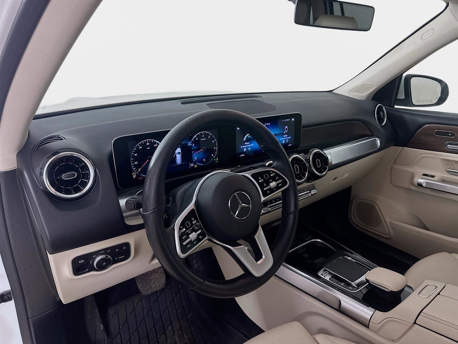 Used 2020 Mercedes-Benz GLB 250 4MATIC image 9