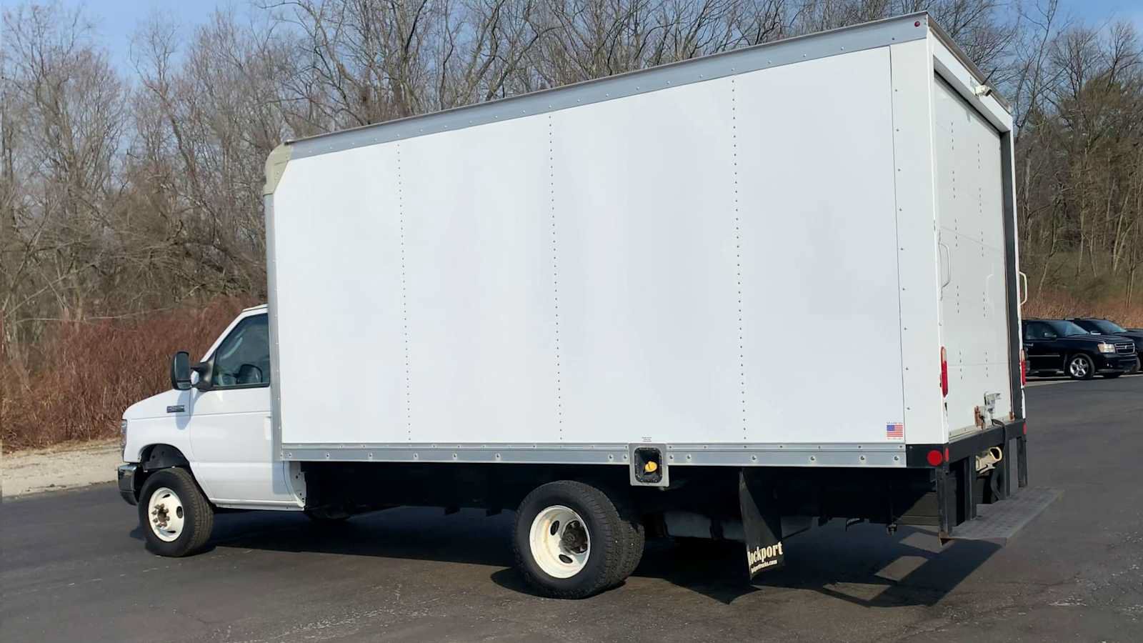Used 2017 Ford E-450 and Econoline 450 Super Duty w/ Power Windows & Locks Group RWD image 6