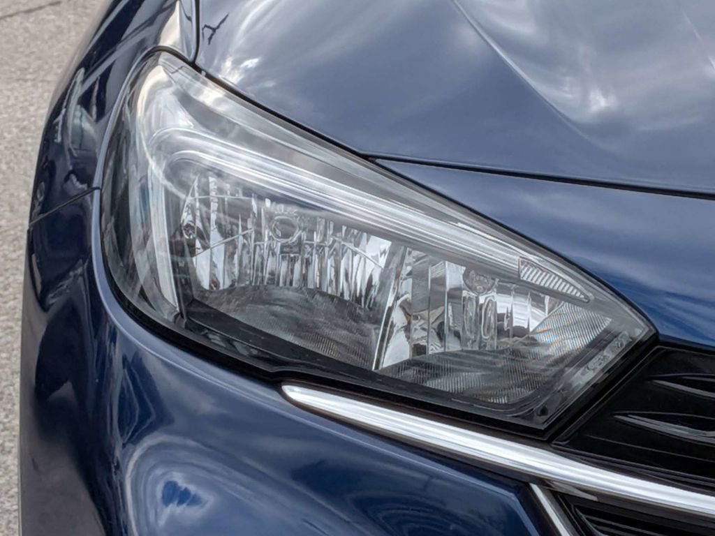 Used 2022 Buick Encore GX Select image 9