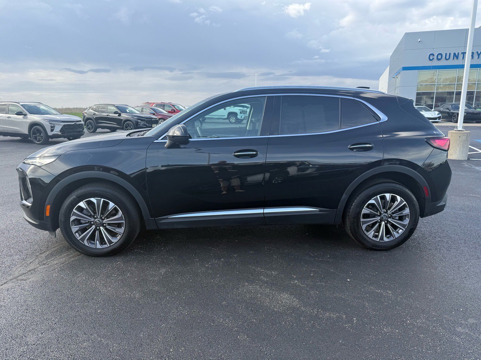 Used 2025 Buick Envision Preferred AWD/4WD video 2