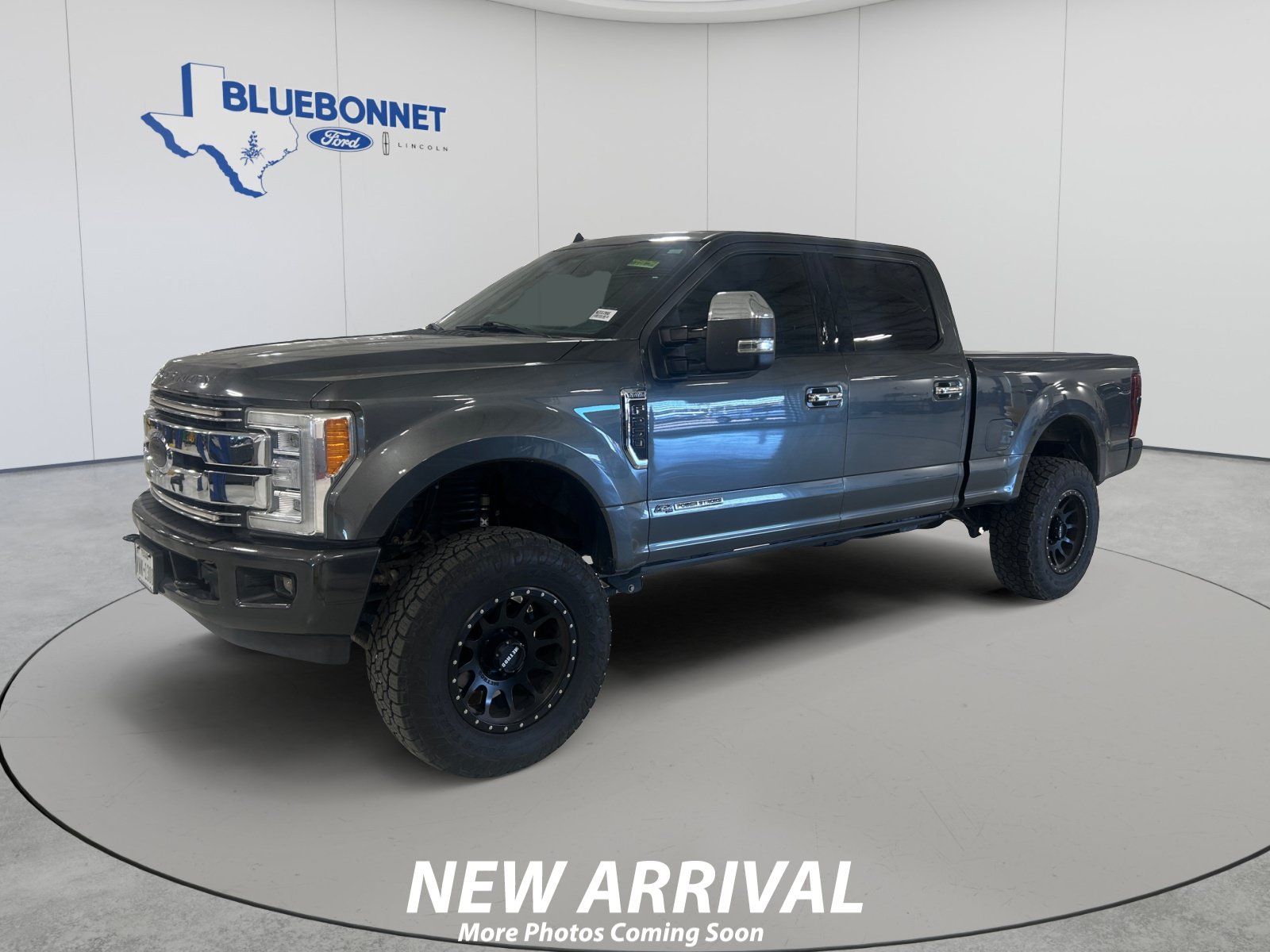Used 2019 Ford F250 Lariat w/ Lariat Ultimate Package AWD/4WD image 1
