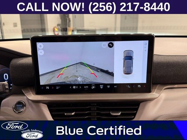 Used 2025 Ford Explorer Active w/ Active Comfort Package image 16
