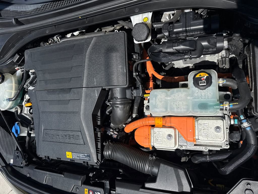 Used 2018 Hyundai Ioniq Plug-In Hybrid FWD image 34