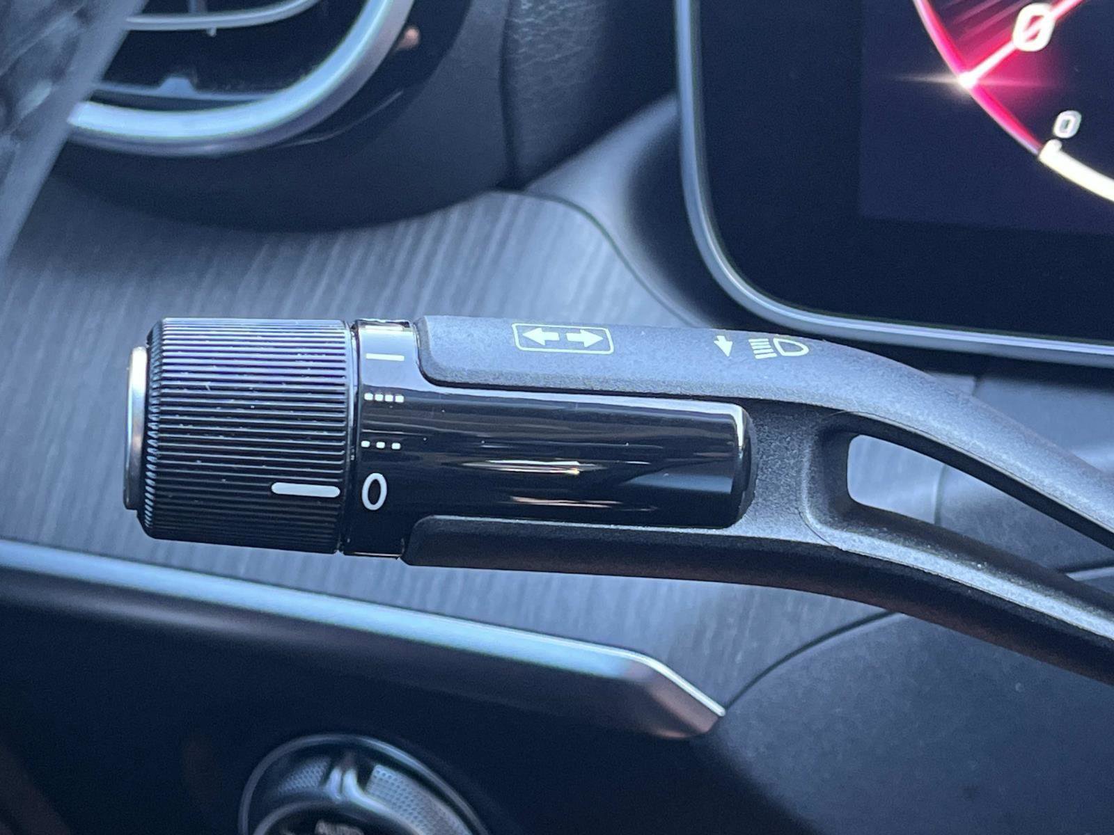 Certified 2023 Mercedes-Benz C 300 4MATIC Sedan image 31