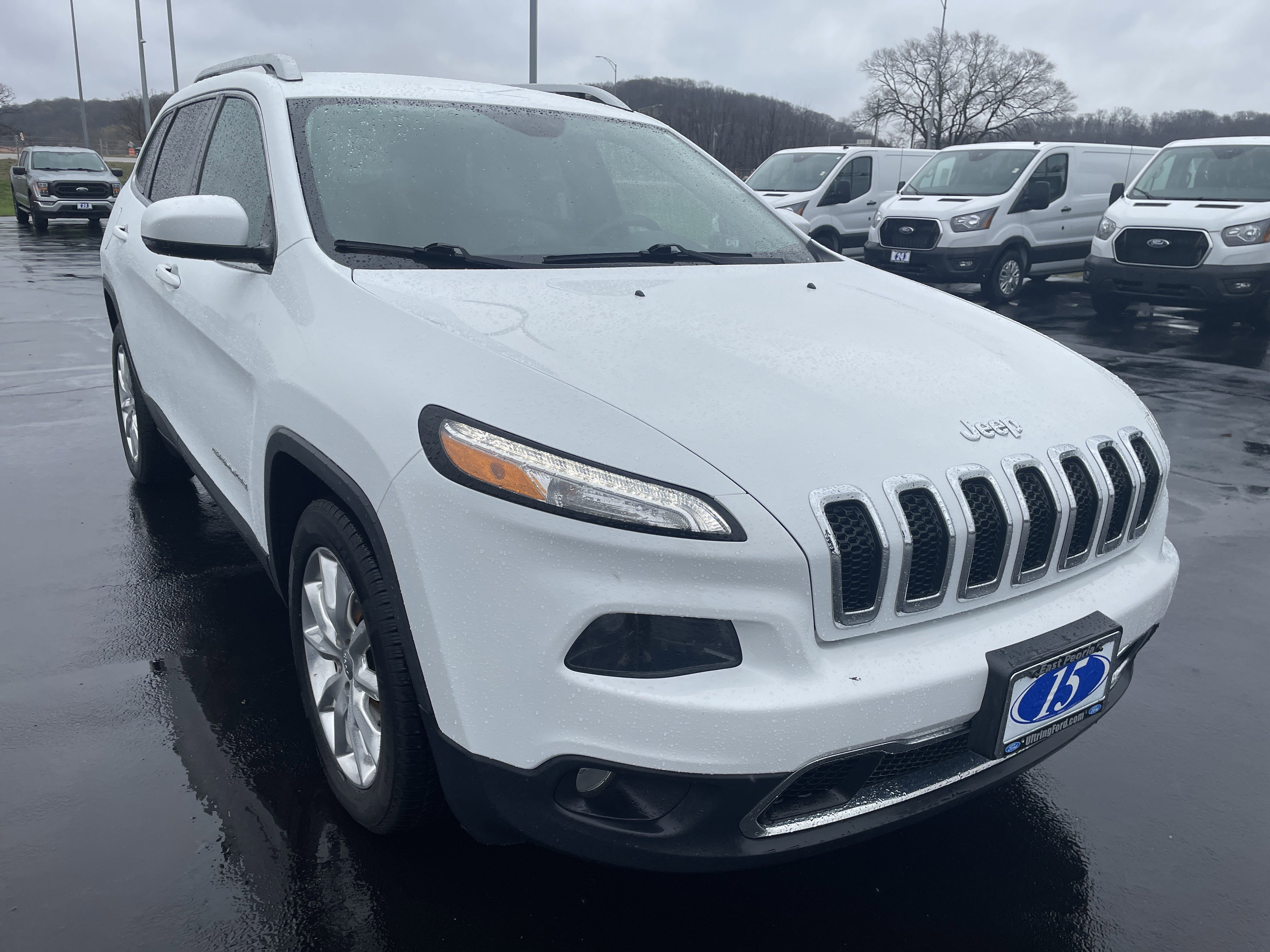 Used 2015 Jeep Cherokee Limited w/ Luxury Group image 7