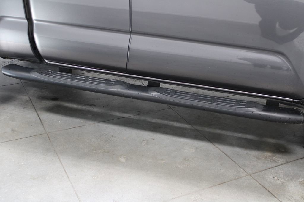 Used 2022 Toyota Tacoma SR image 12