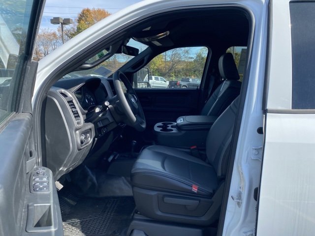 New 2023 RAM 3500 Tradesman w/ Safety Group image 15