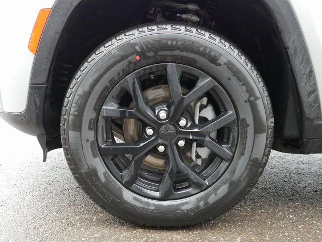 New 2026 Jeep Grand Cherokee Altitude AWD/4WD image 14