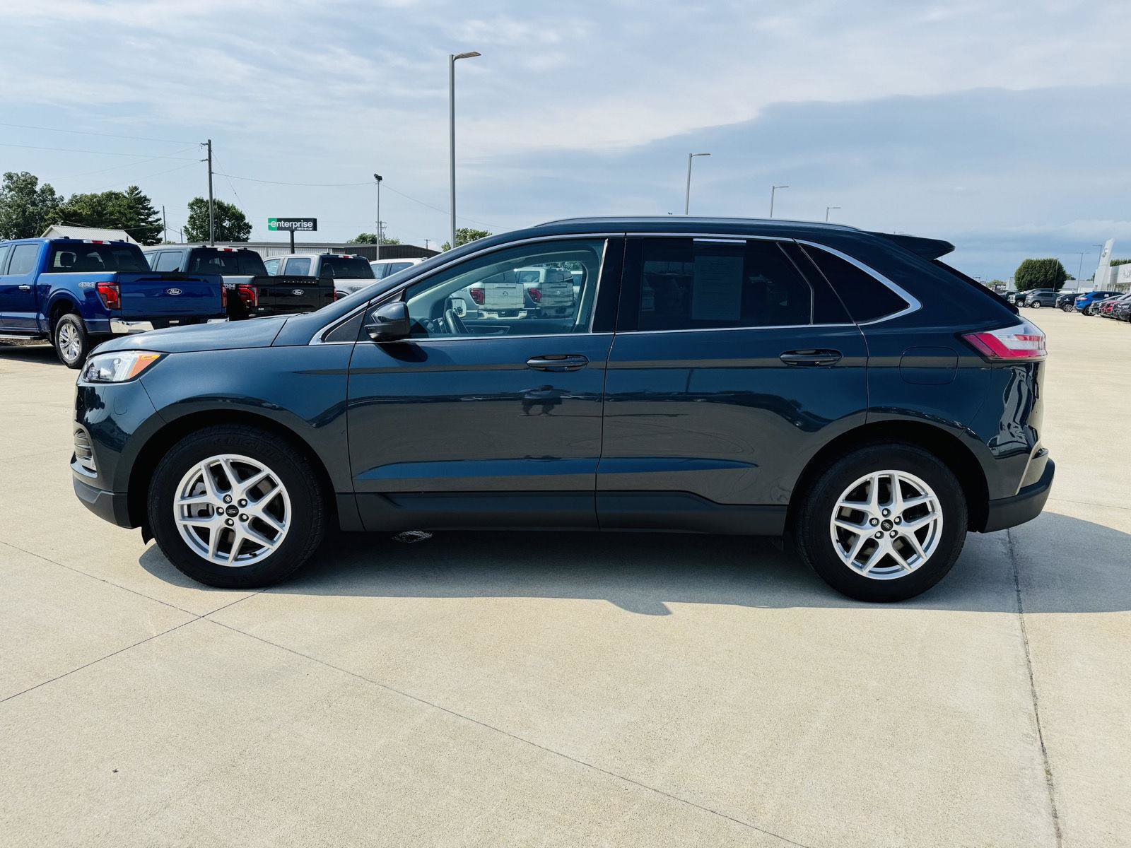 Used 2024 Ford Edge SEL w/ Convenience Package AWD/4WD image 34