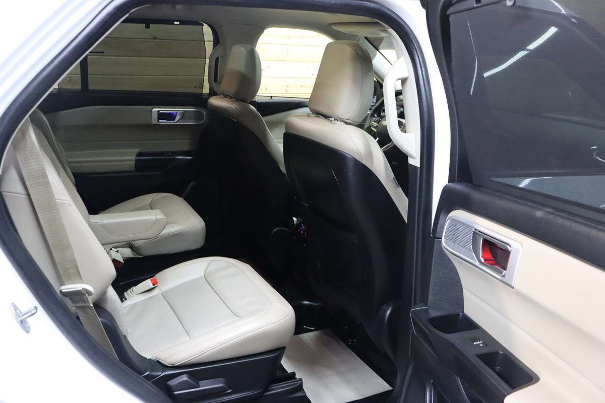 Used 2020 Ford Explorer Limited AWD/4WD image 70