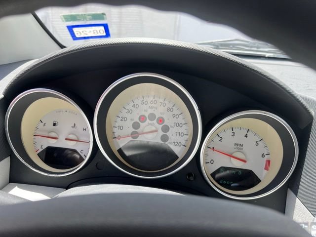 Used 2007 Dodge Caliber SXT FWD image 10
