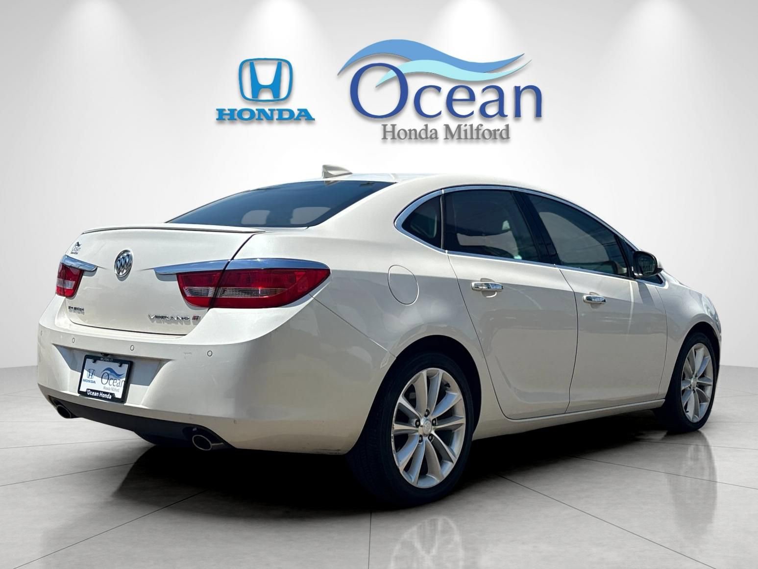 Used 2015 Buick Verano Premium FWD image 3