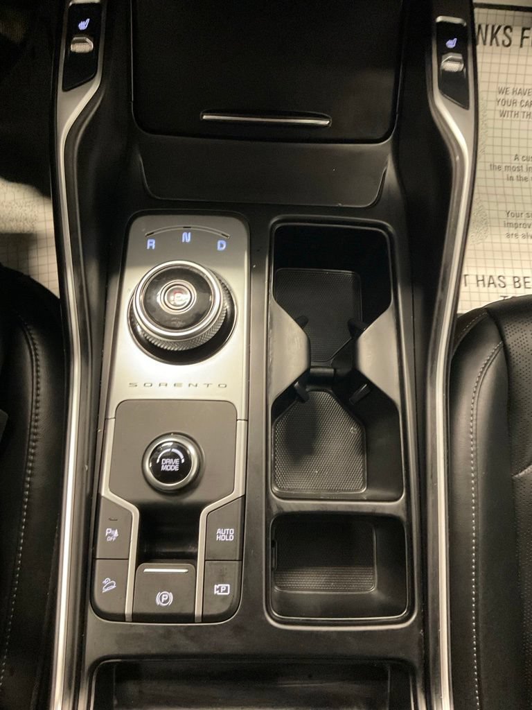 Used 2021 Kia Sorento S FWD image 23