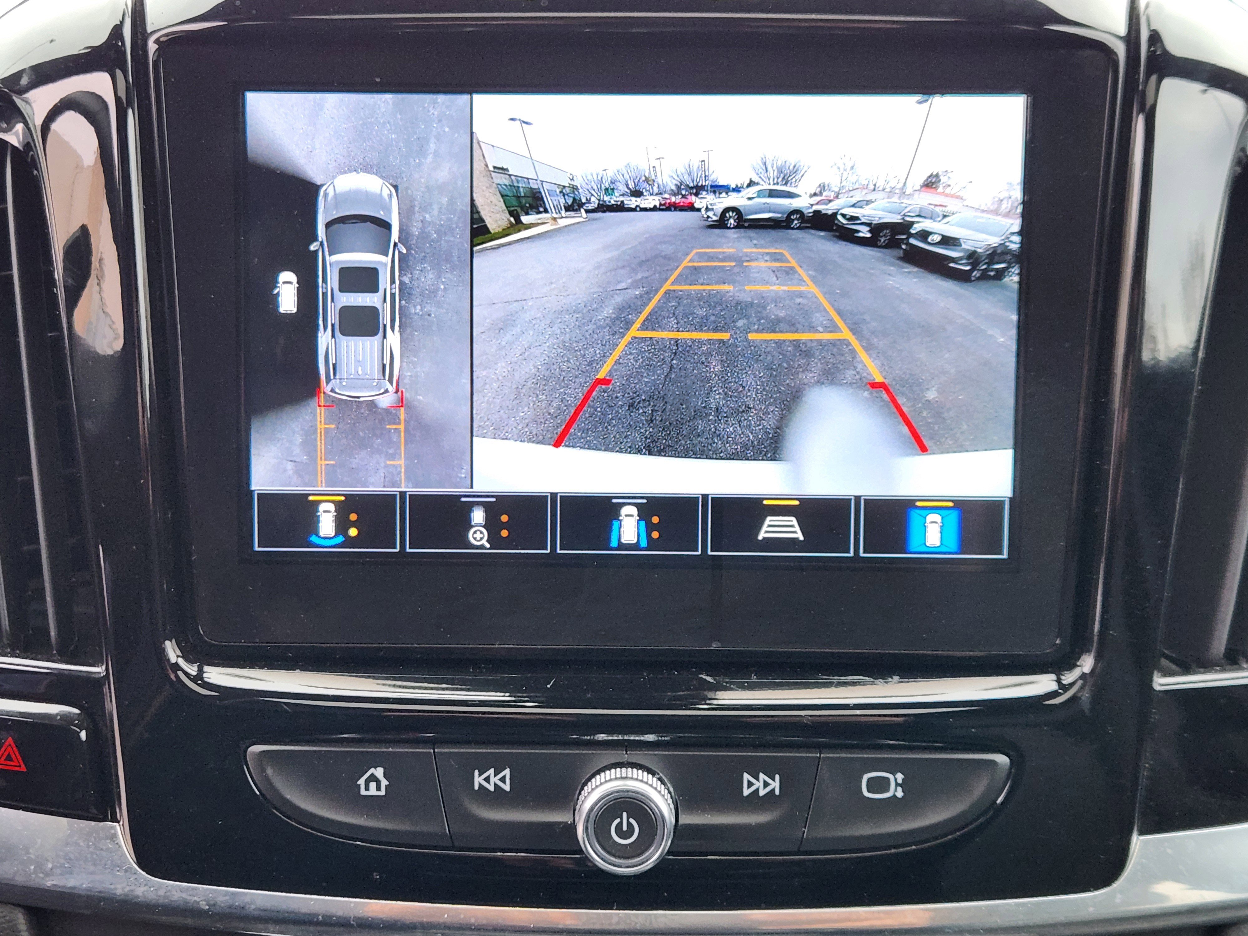 Used 2023 Chevrolet Traverse RS w/ LPO, Floor Liner Package image 14