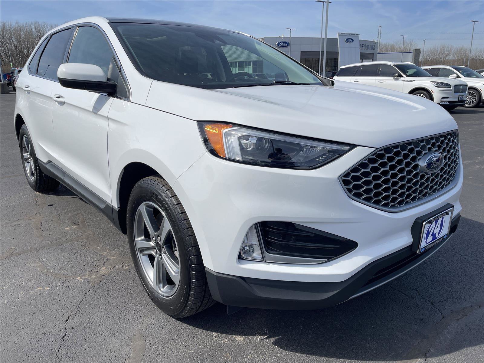 Used 2024 Ford Edge SEL w/ Convenience Package AWD/4WD image 7