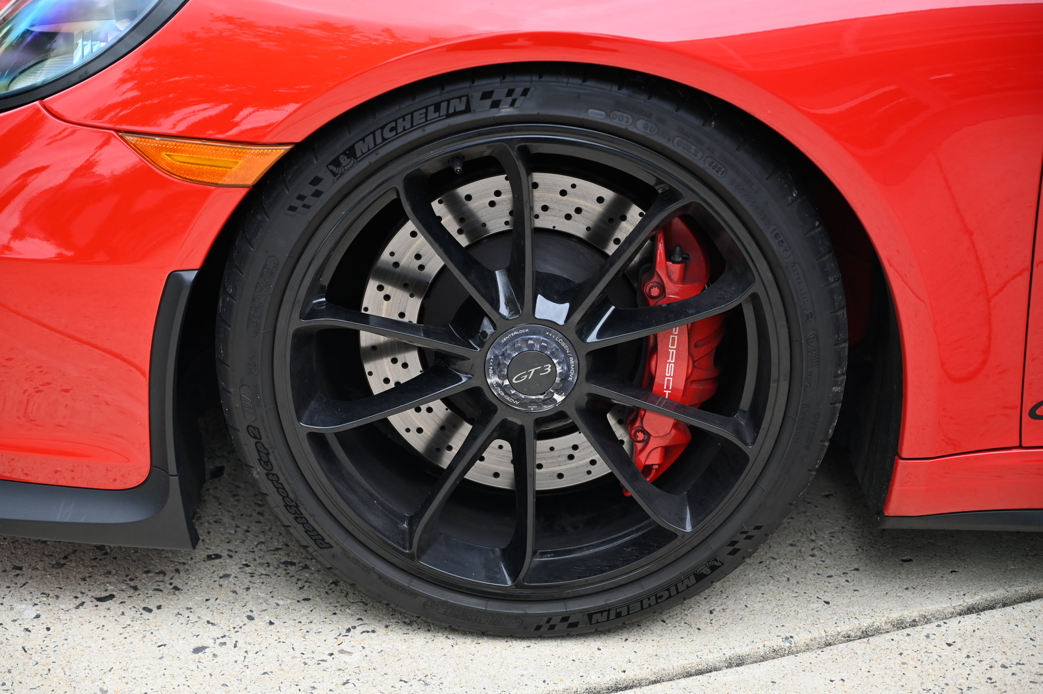 Used 2015 Porsche 911 GT3 RWD image 9