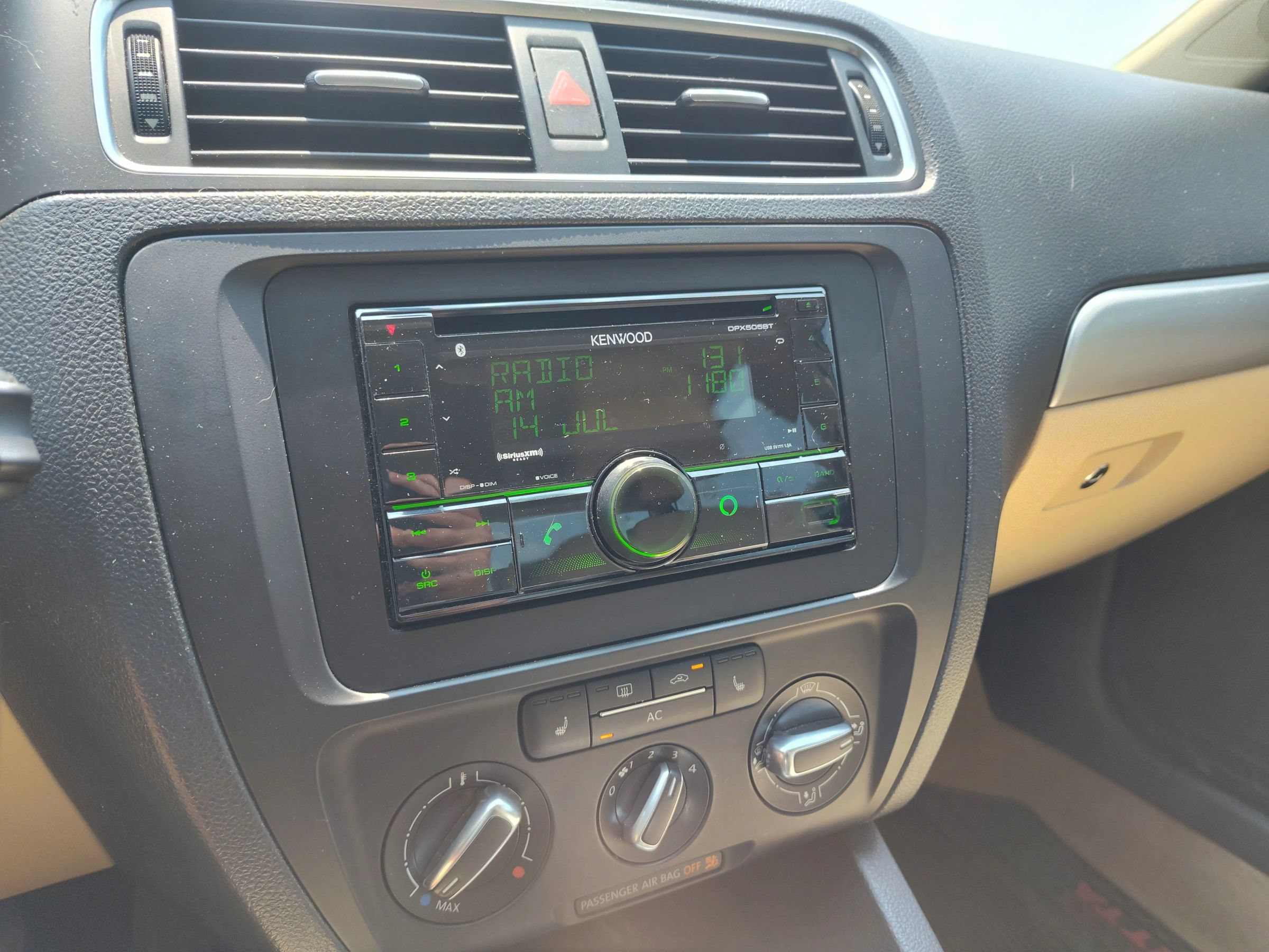 Used 2011 Volkswagen Jetta TDI FWD image 15