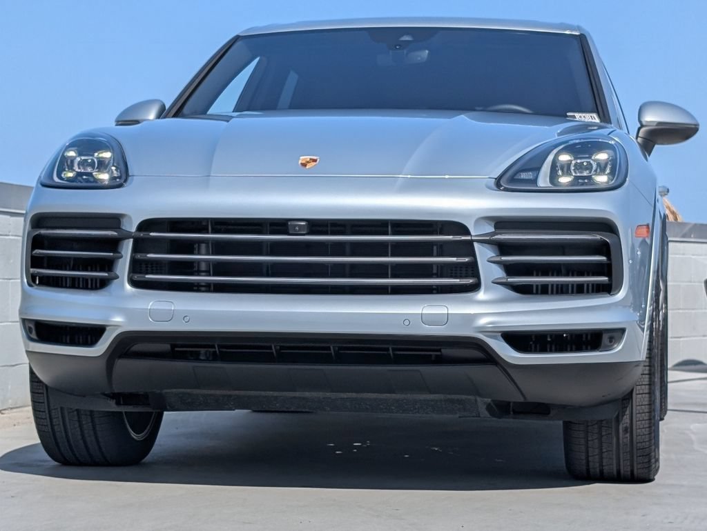 Certified 2023 Porsche Cayenne AWD/4WD image 8