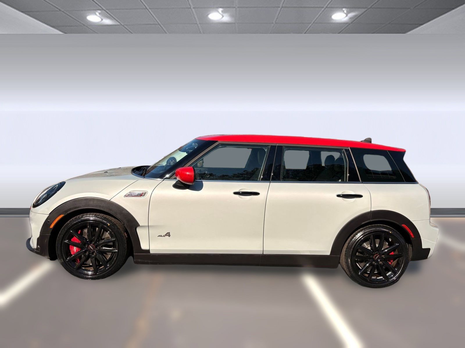 Used 2022 MINI Cooper Clubman John Cooper Works image 2