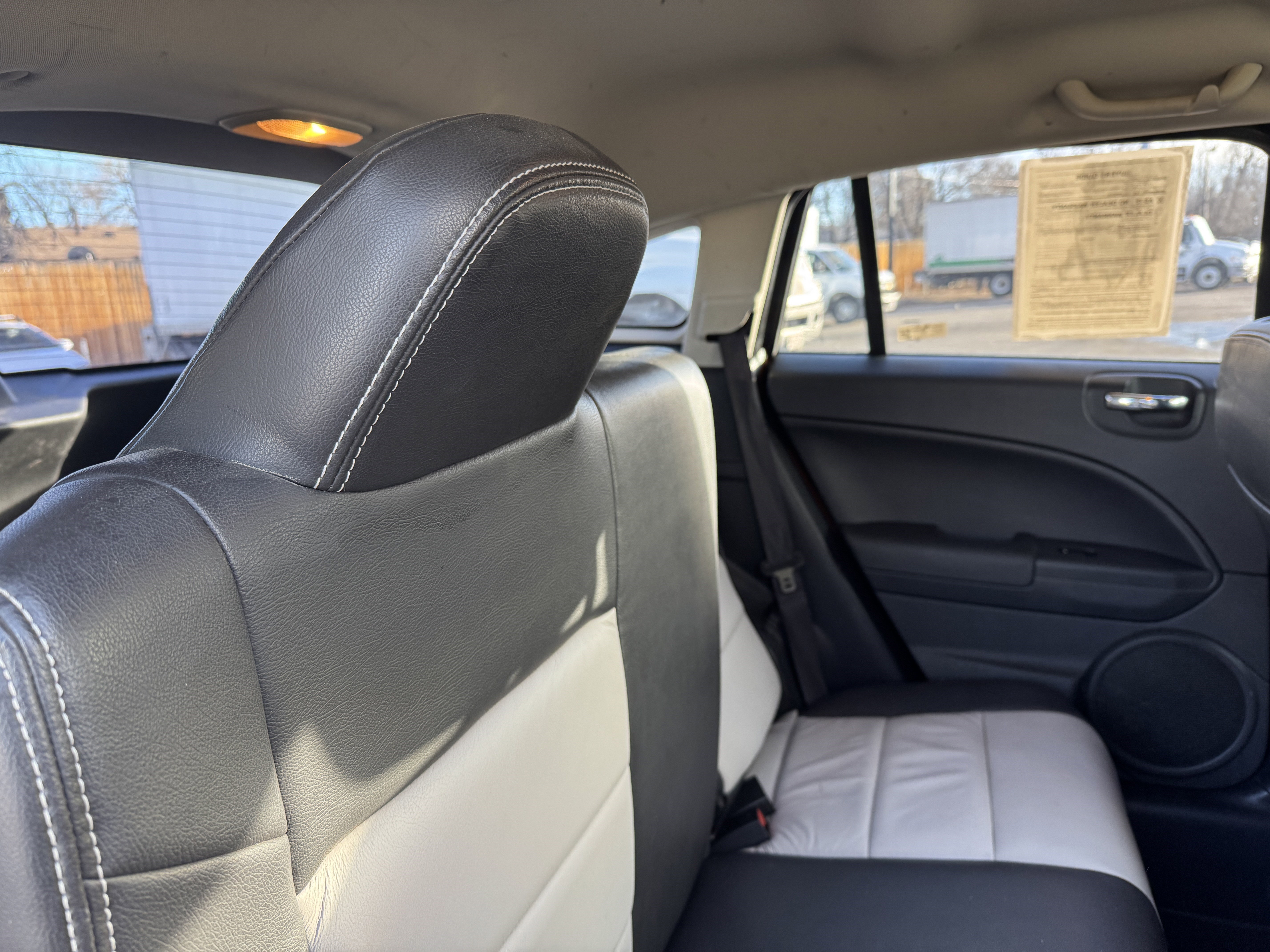 Used 2011 Dodge Caliber Mainstreet image 18