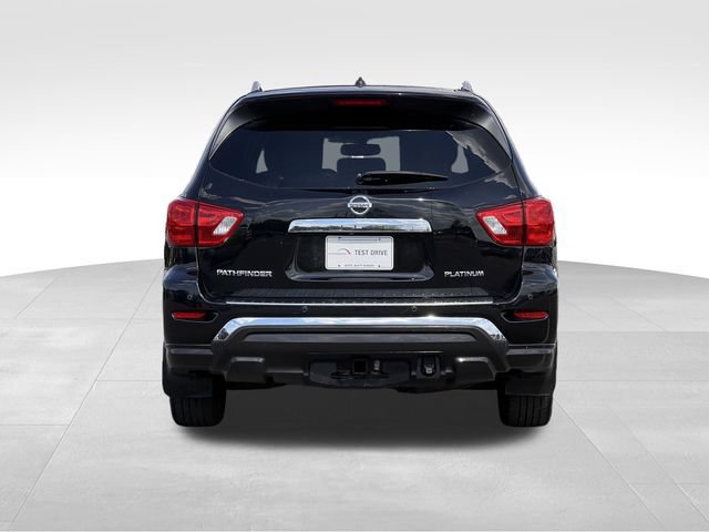Used 2017 Nissan Pathfinder Platinum FWD image 4
