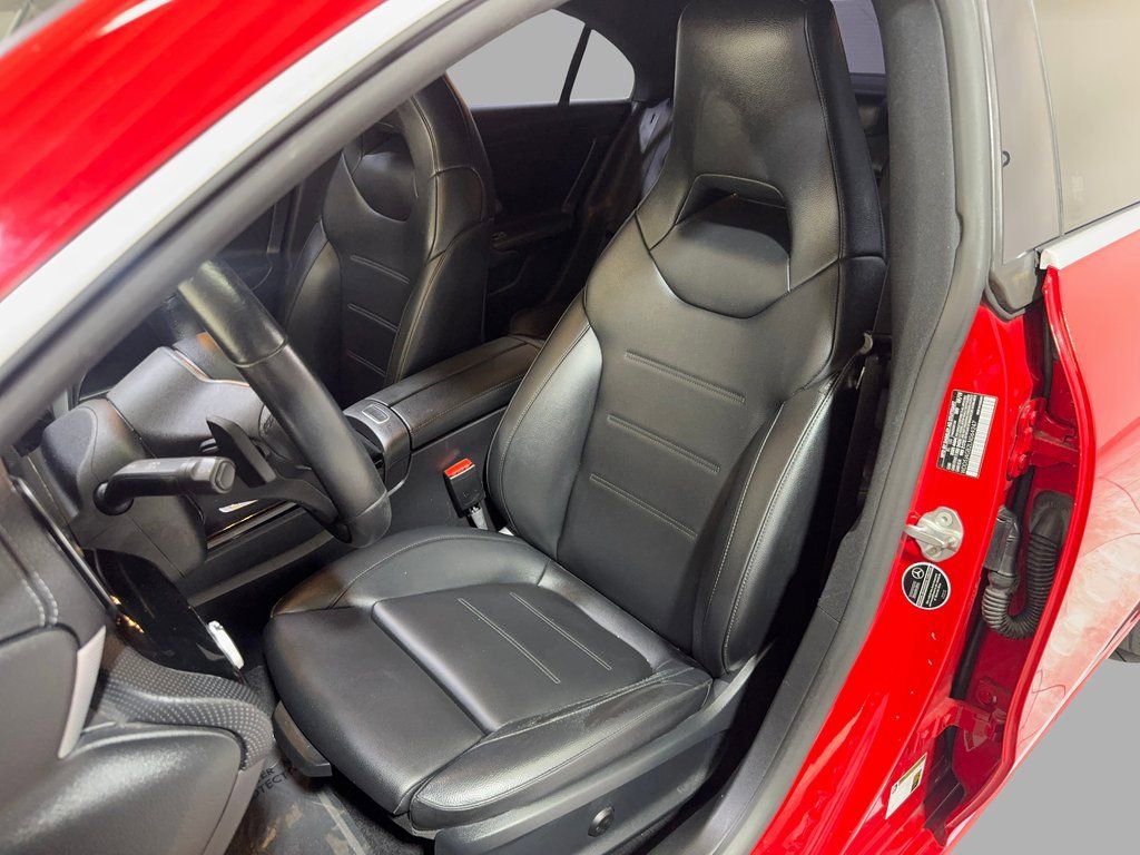 Used 2020 Mercedes-Benz CLA 250 image 37