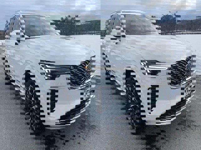 New 2026 Volvo XC90 B6 Ultra w/ Protection Package image 4