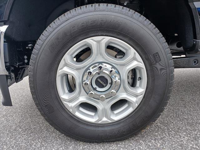 New 2025 Ford F250 XLT w/ F-250 >10K GVWR Package image 9
