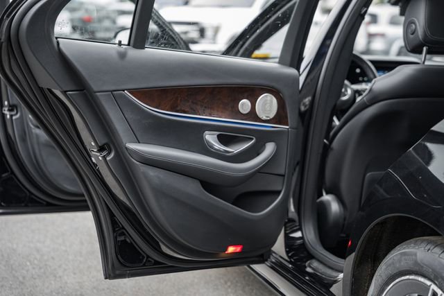 Used 2023 Mercedes-Benz E 350 4MATIC Sedan image 36