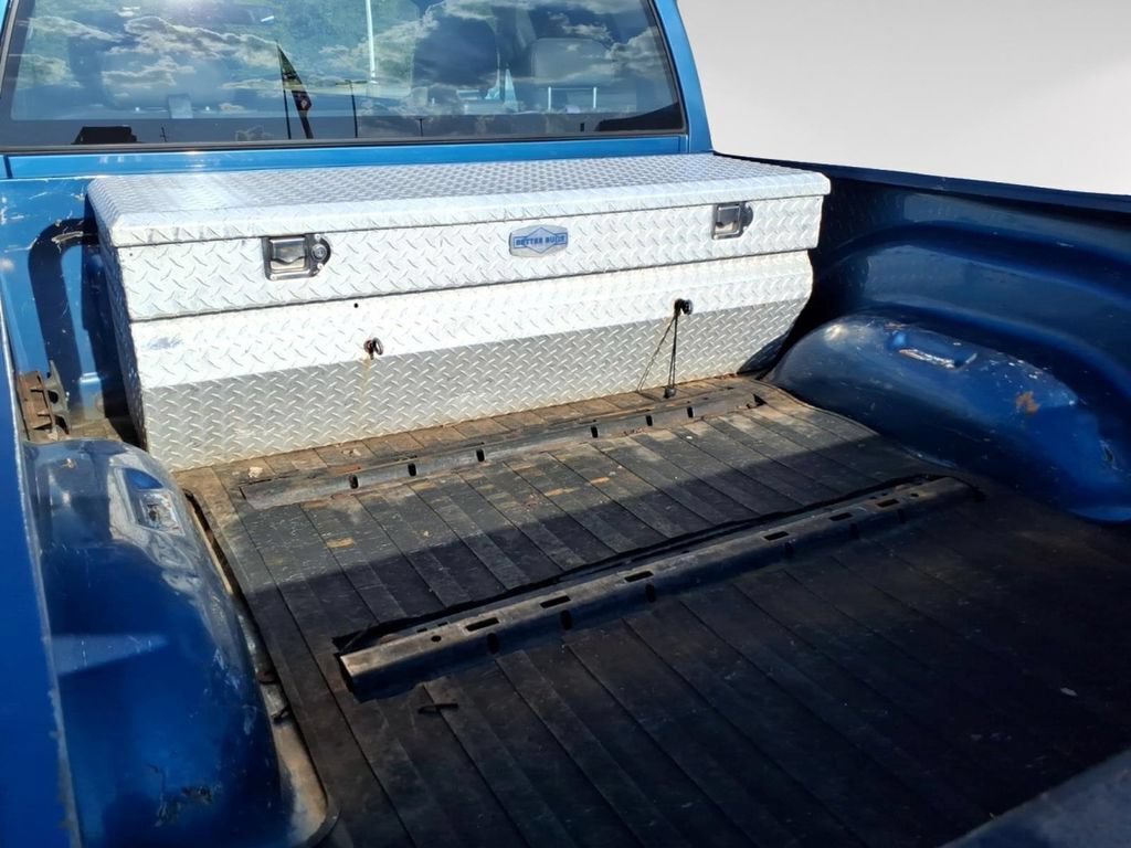 Used 2004 Dodge Ram 2500 Truck ST w/ Trailer Tow Group AWD/4WD image 8
